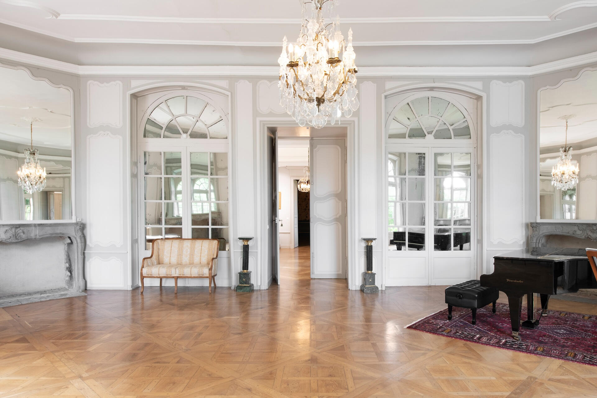 Un salon de réception du château