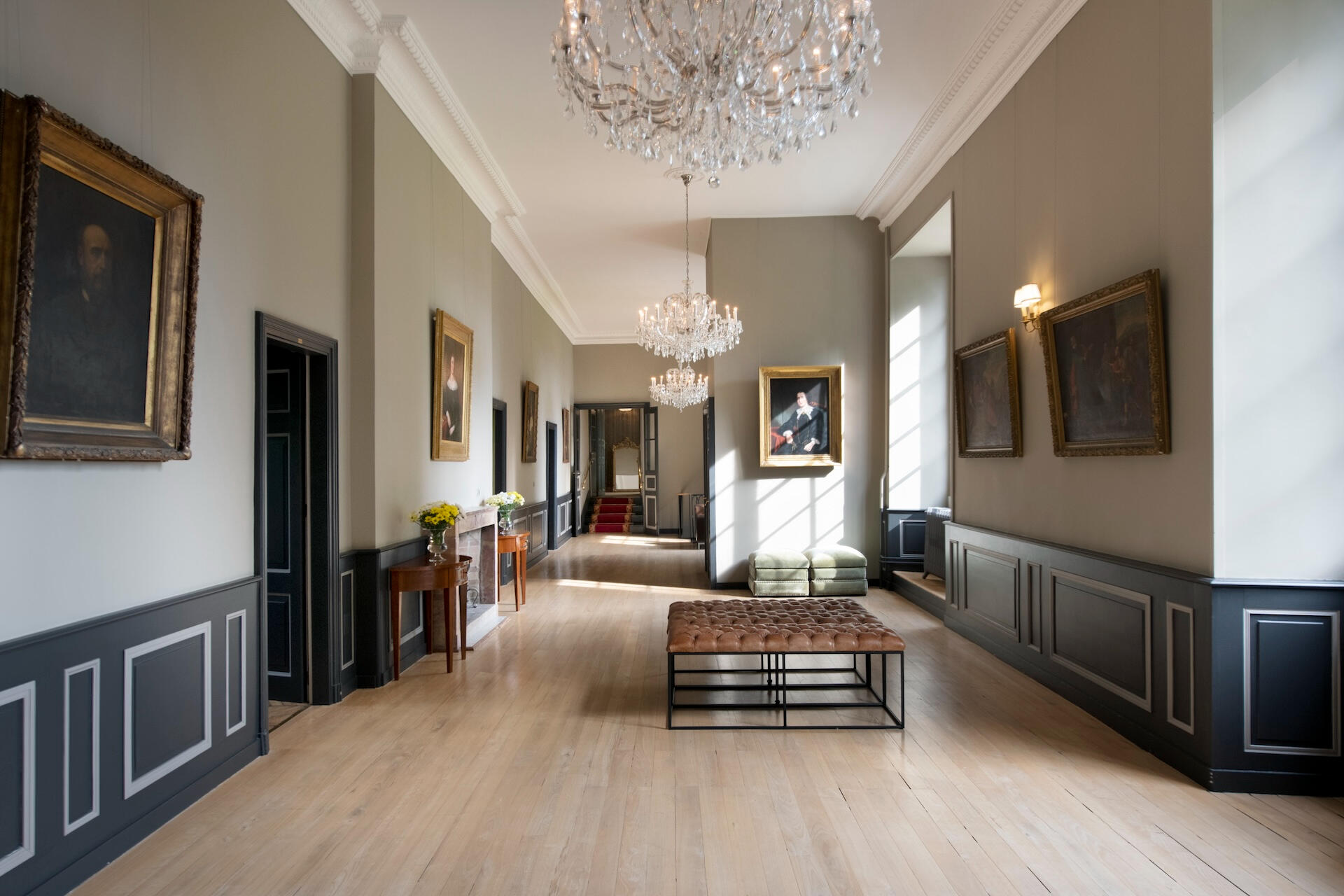 Un salon de réception du château